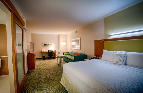 North Canton Hotel | SpringHill Suites by Marriott Canton