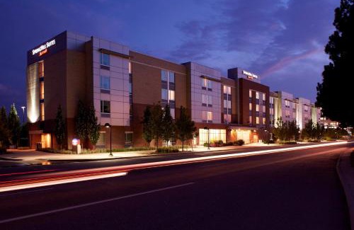 Jewell Heights - Hoffman Heights Hotel | SpringHill Suites Denver at Anschutz Medical Campus