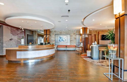 Jewell Heights - Hoffman Heights Hotel | SpringHill Suites Denver at Anschutz Medical Campus