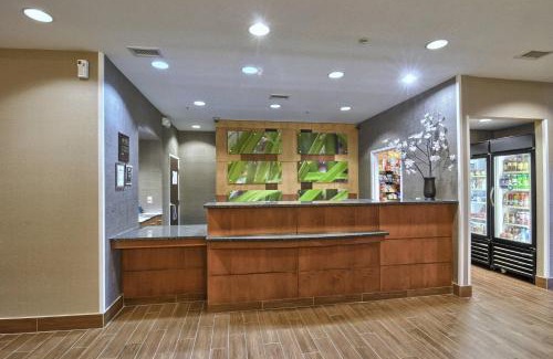 Southfield Hotel | SpringHill Suites Detroit Southfield