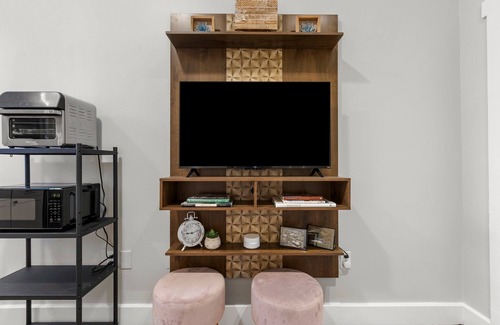 Georgetown Apartment | Springside Bourbon Getaway