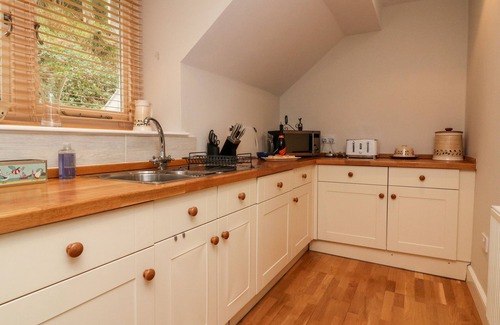 Hele Cottage | SPRINGSIDE, pet friendly, country holiday cottage in Lynton