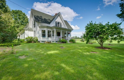 Freedom House | Springvale Farm Freedom Home with Hiking Trail!