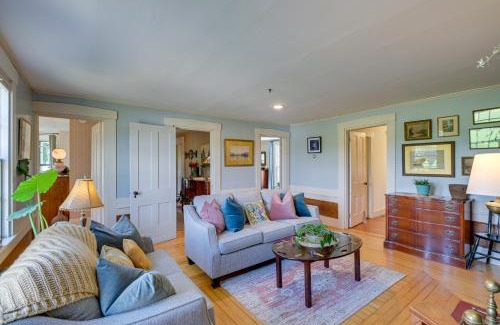 Freedom House | Springvale Farm Freedom Home with Hiking Trail!