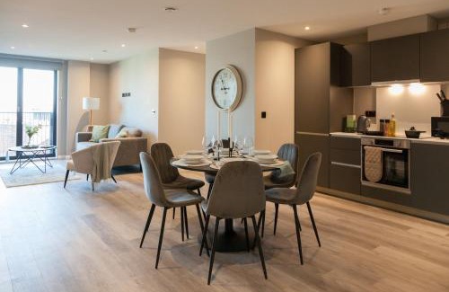 Holbeck Apartment | Springwell Gardens Apartments Near Leeds Station & City Centre