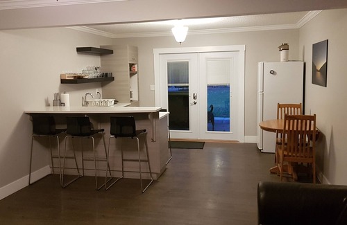 Cultus Lake House | sputum r. DO NOT BOOK. nnn
