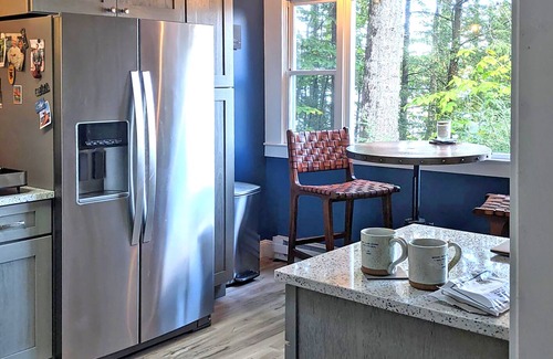 Shapleigh House | SQUARE POND Waterfront Lake House With Beautiful Views, Dock and Swimming Float!
