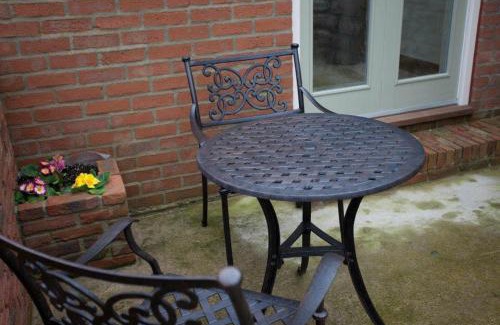 Harrogate House | Squeak Cottage