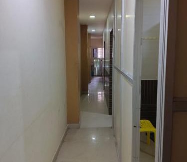 Guntur Hotel | Sri Chaithra Guest Rooms