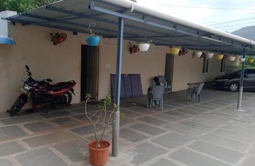 Puttur Hotel | Sri Kamakshi Bhavan