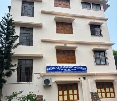 Krishnanagar Hotel | Sri Mayapur Chandrodaya Guest House and Event Holder