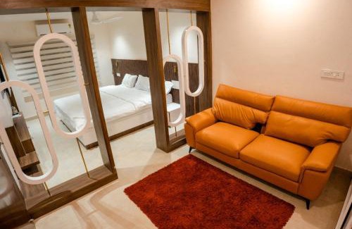 Tiruchendur Hotel | Sri Senthoor Velavan Palace SSV Palace