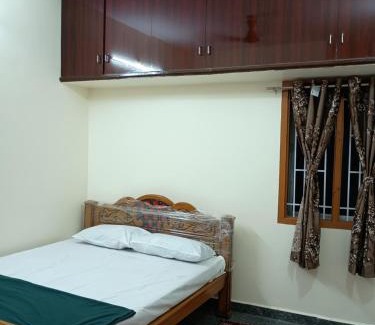 Theni House | Srinadhi Vasishta Homestays