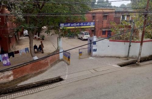 Naini House | Srivastava House