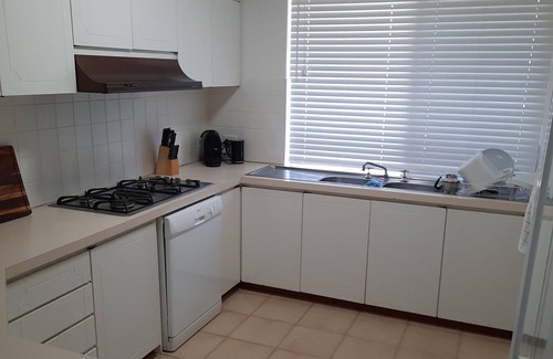 Silver Sands House | SS Beach House for Families in a Quiet Street