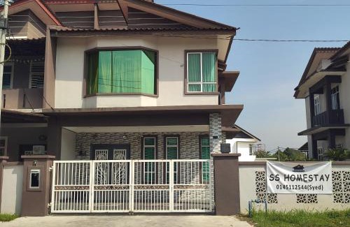 Kampung Petai Bubus House | SS HomeStay Manir