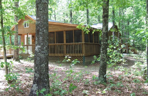 Spencer Cabin | SS-Secluded Cabin in Woods-Cumberland Plateau Retreat(Three + nights $75 off)