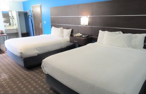 Hudson Hotel | St. Charles Hotel