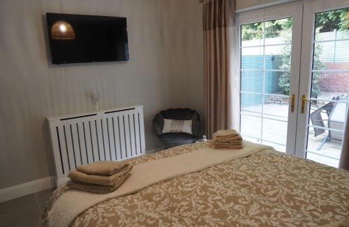 Londonderry Villa | St Elmos Townhouse