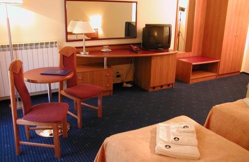 Kudowa Zdroj Hotel | St. George Family & Senior Spa Kudowa-Zdrój