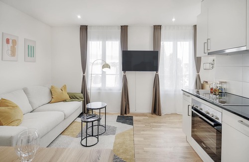 St. Gallen Apartment | St. Georgen-Strasse Studios by VISIMO - Design. City. Nature