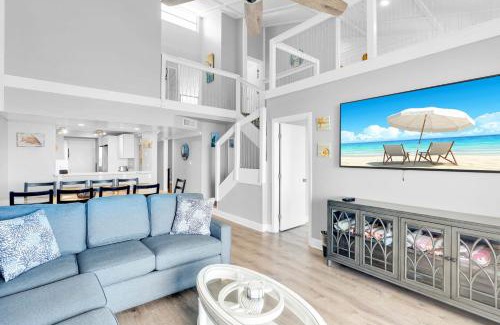 Meadows House | St John - Downtown Waterfront Penthouse Pool Parking Dock