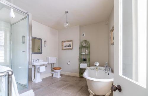 Chichester House | St Martin's House