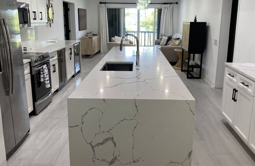 Nazareth Condo | St. Thomas Cowpet Bay West Renovated Beachfront Luxury Condo