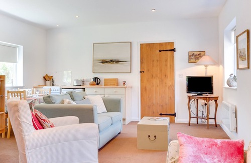 Wisborough Green House | Stable Cottage - Two Bedroom House, Sleeps 4