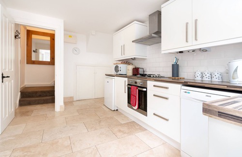 Winsley Cottage | Stable Cottage, Freshford just 10mins by train and 15mins by car from Bath