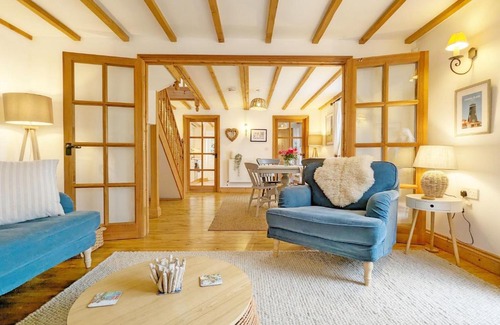 Emsworth House | Stable Cottage