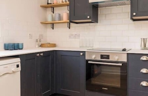 Graffham Apartment | Stable Flat on Westerlands Farm and sleeps up to 6