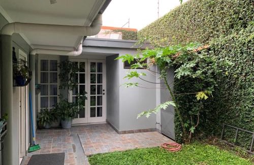 Agonia Bed & Breakfast | Stada San Jose Airport Hotel
