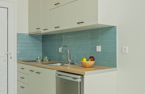 Lygia Apartment | Staikos