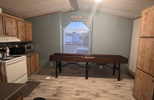 Tombstone House | Stampede MH 61 Guest House Stampede MH 61 Guest House 2BDRM/2BATH