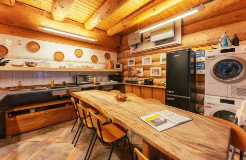 Gsteig Bed & Breakfast | Standard 4 - Heiti Lodge