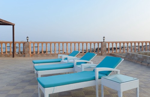 Mirbat House | Standard bungalow with two single beds, 66 m2