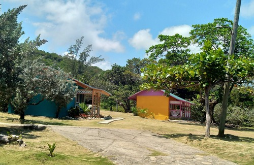 Robins Bay Cottage | Standard Dorm Style Cottage Ocean View Affordable Accommodation Living 4 persons