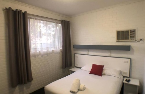Kearneys Spring Bed & Breakfast | Standard Room With Queen bed With Free Continental Breakfast