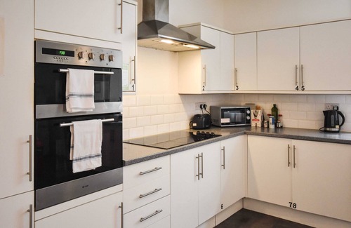 Clifton House | Standard Single Room with Shared Bathroom