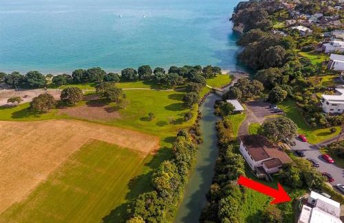 Stanmore Bay House | Stanmore Bay Beach House