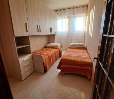 Cinisello Balsamo House | Stanza Fulvio Testi 174 MI