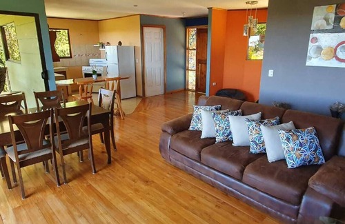Sierra House | STAR HOUSE MONTEVERDE-Relax and enjoy a place in the mountains