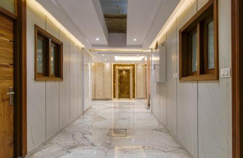 Paharganj House | Star Palace by The Vivan Stay New Delhi Railway Station