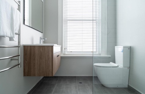Dunedin City Centre House | Star Struck on Stuart