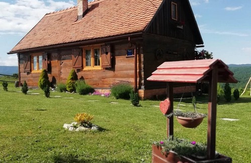 Zumberak Ski Chalet | Stara Hiža Vlašić - Duplex one bedroom Chalet with Private Garden