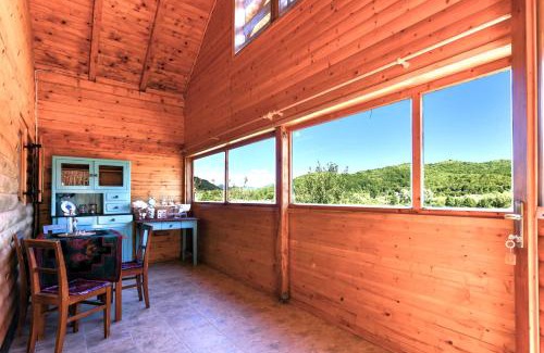 Gospic Ski Chalet | Stara trešnja