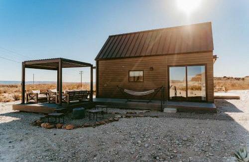 Study Butte-Terlingua Apartment | Stardust Luxury Cottage with loft & a great view