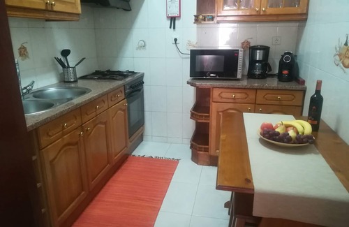 Sao Pedro da Afurada House | Starfish House, House on the bank of the Douro River