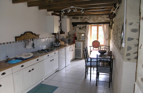 Perassay Cottage | Stargazer is a typical Berrichone farm workers cottage.